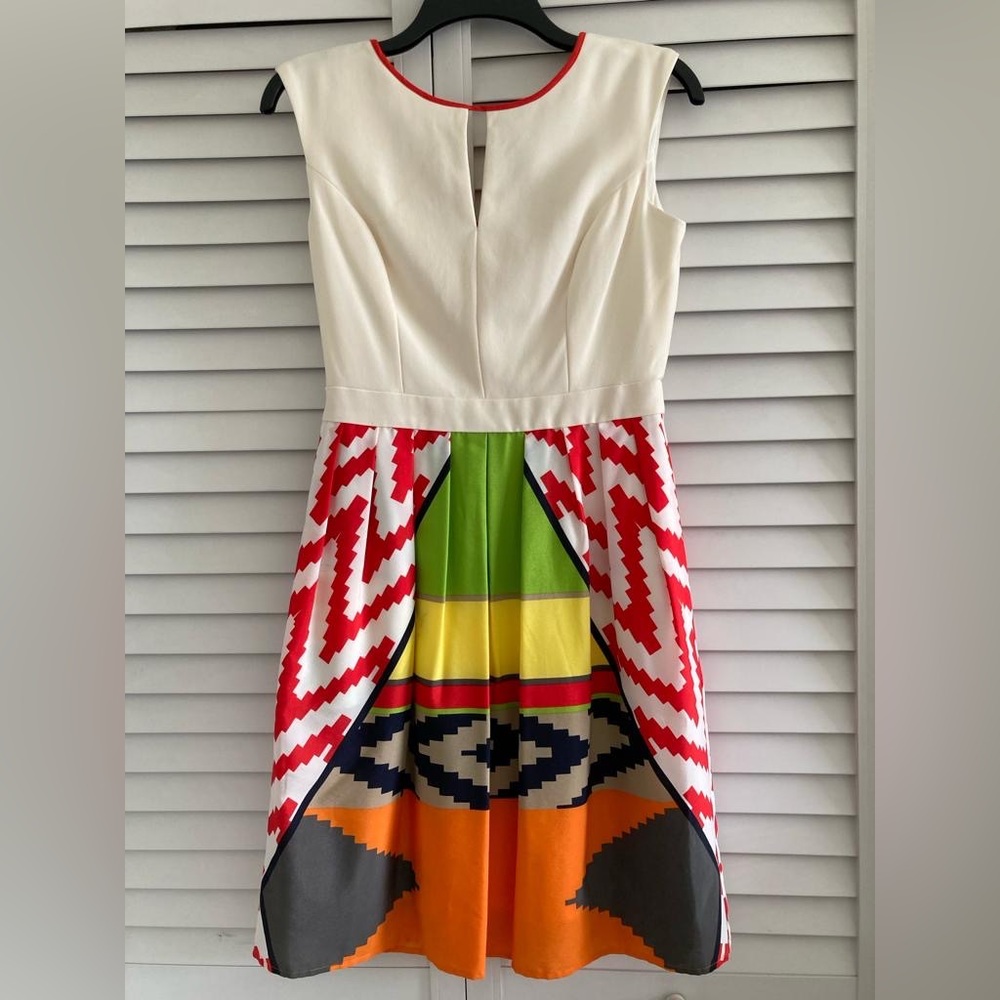 Ellen Tracy Colorful A-line Crew Neck Midi Dress